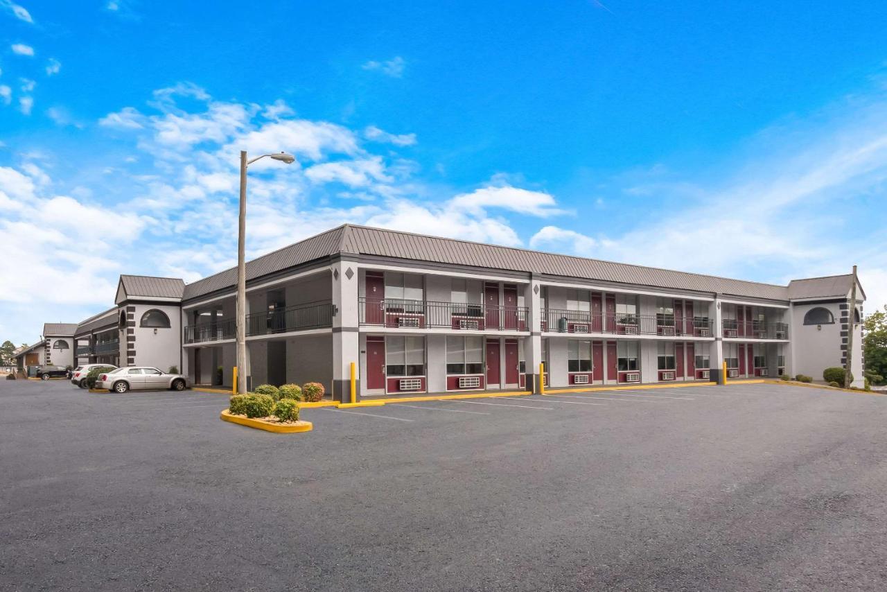 Suburban Studios Cleveland Tn I-75 Екстериор снимка