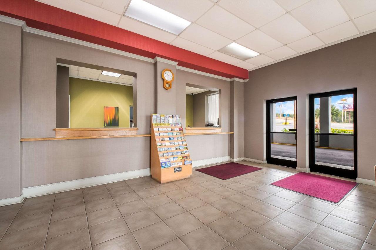 Suburban Studios Cleveland Tn I-75 Екстериор снимка